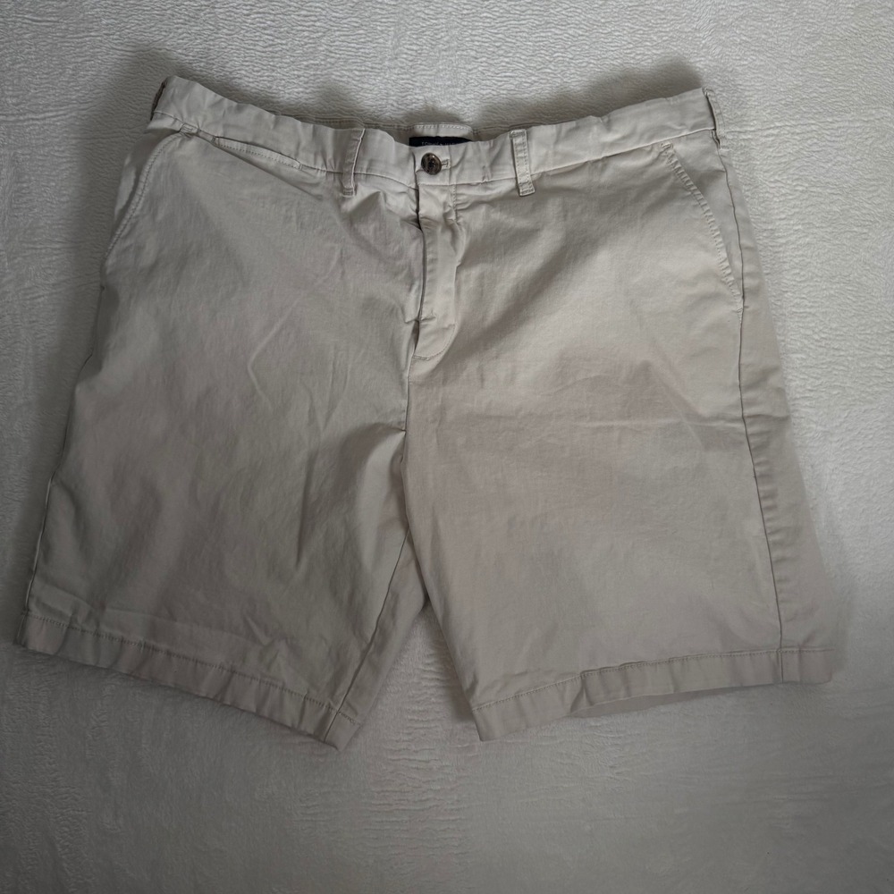 Tommy Hilfiger Mens 40 Chino Shorts Tan Beige Stretch Cotton Twill Flat Front